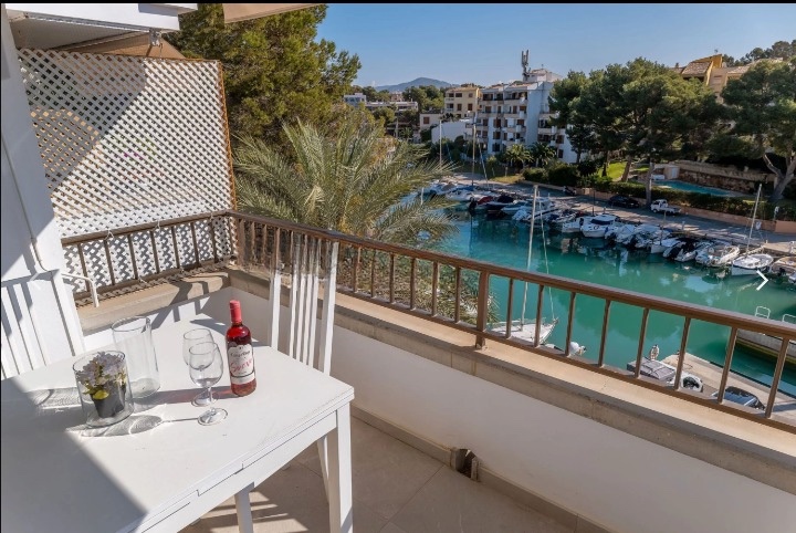 Penthouse mit Hafenblick in der Santa Ponsa Marina